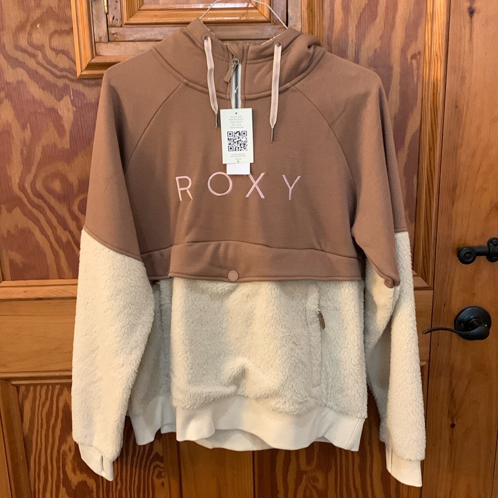 NWT Roxy Porter fuzzy hoodie size large